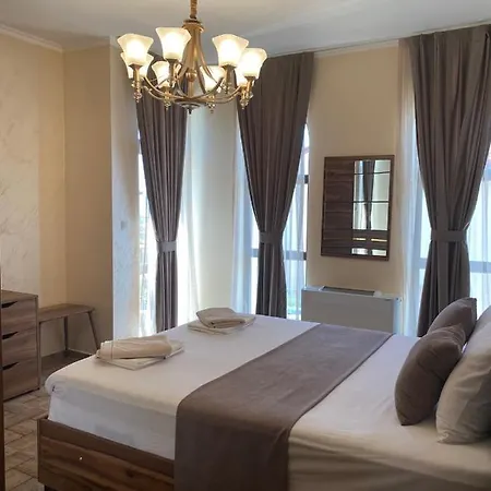 Инни Парк - Вили Вяра , Надежда И Любов Villa *