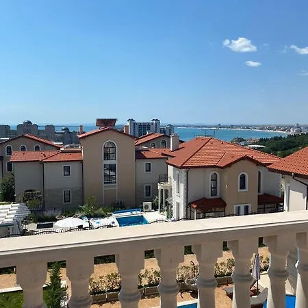 ИННИ ПАРК - вили ВЯРА , НАДЕЖДА и ЛЮБОВ * Слънчев бряг