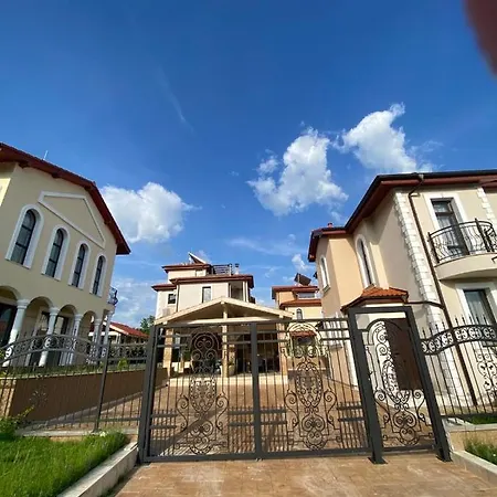 ИННИ ПАРК - вили ВЯРА , НАДЕЖДА и ЛЮБОВ Луксозна вила *